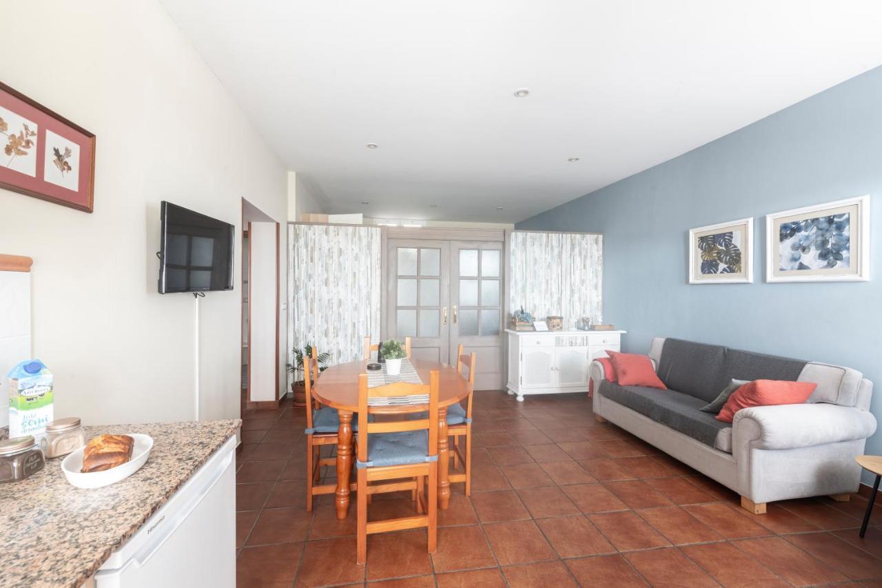 Apartamentos Turisticos La Flor Мурос-де-Налон Екстер'єр фото